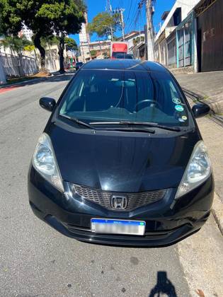 HONDA FIT 1.4 LX 16V FLEX 4P MANUAL HONDA FIT 1.4 LX 16V FLEX 4P MANUAL